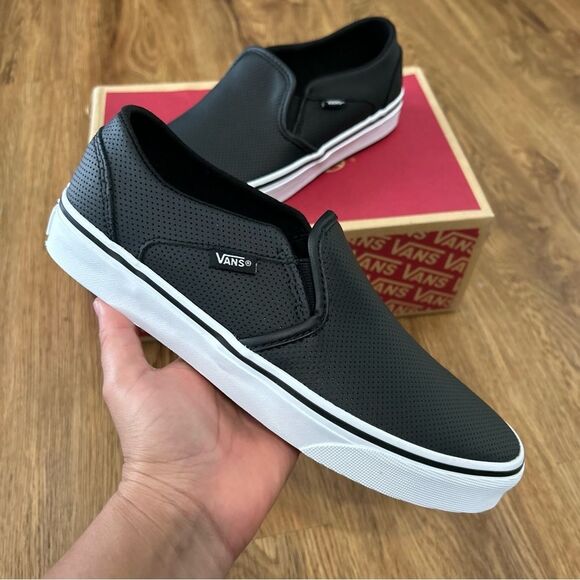 VANS off the wall black leather slip on shoes sneakers women’s 7.5 new - Picture 8 of 8